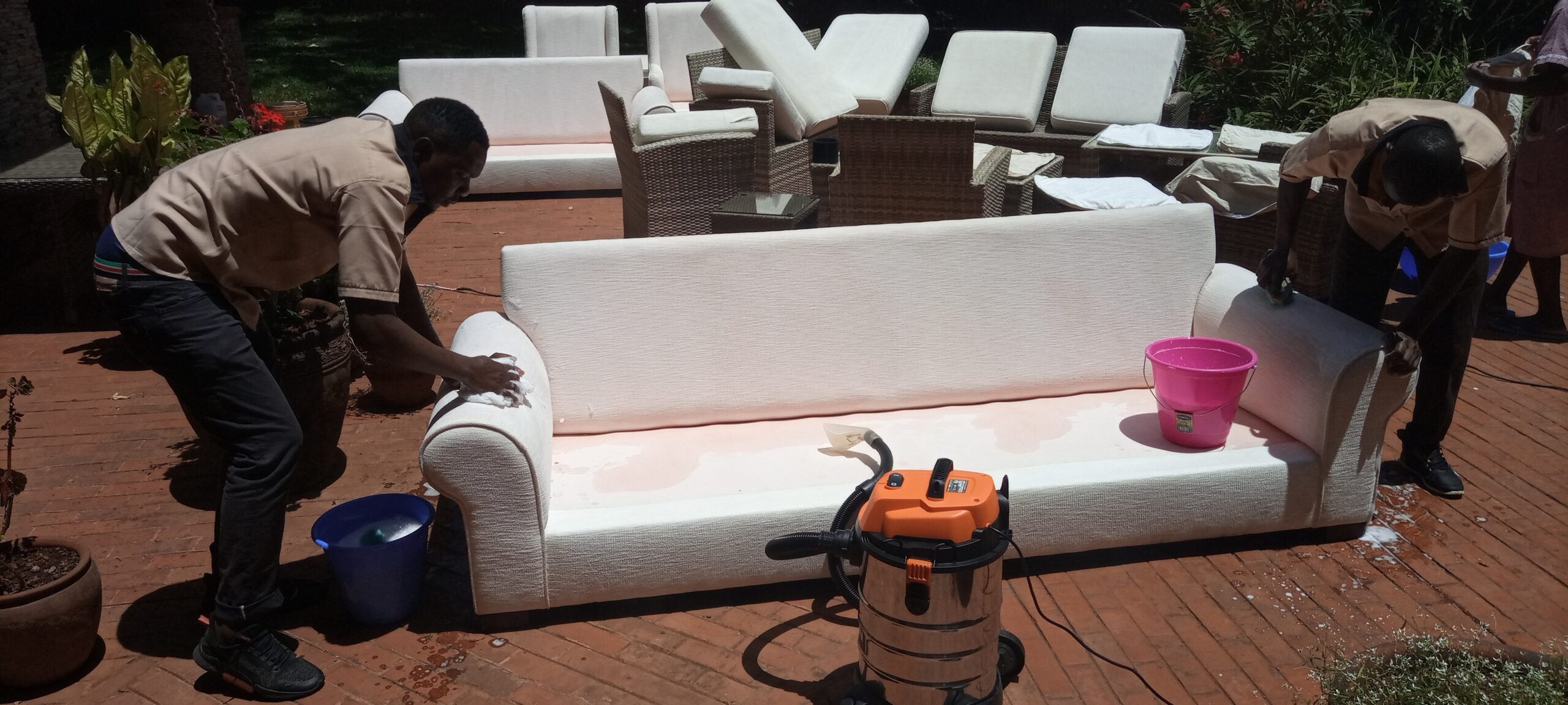 5 Professional Sofa Cleaning Tips Anyone Can Follow Sofa cleaning tips